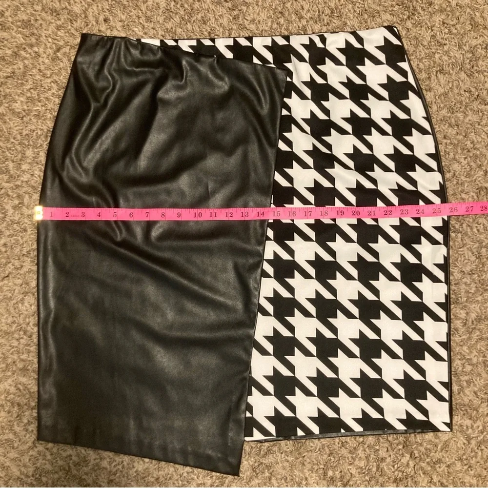 *NWT* Ashley Stewart Black & White Pleather/Fabric Skirt, Sz 22-24, fits 3X, NEW - Picture 8 of 13